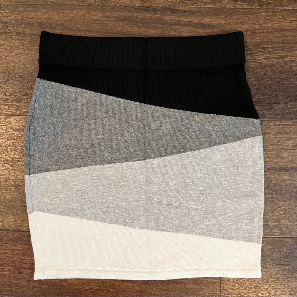 Sweater miniskirt